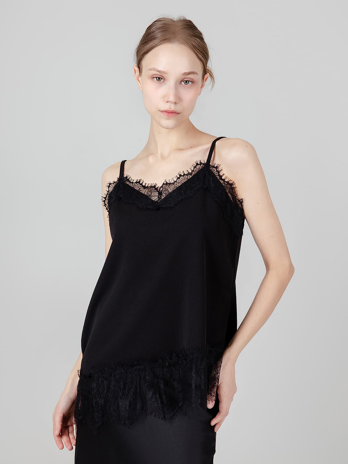 언발 레이스 슬리브리스